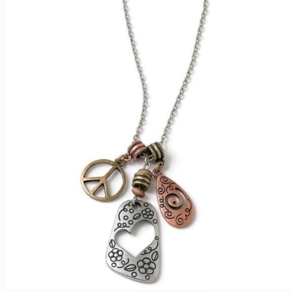 Lia Sophia Jewelry - Lia Sophia Daydreamer necklace